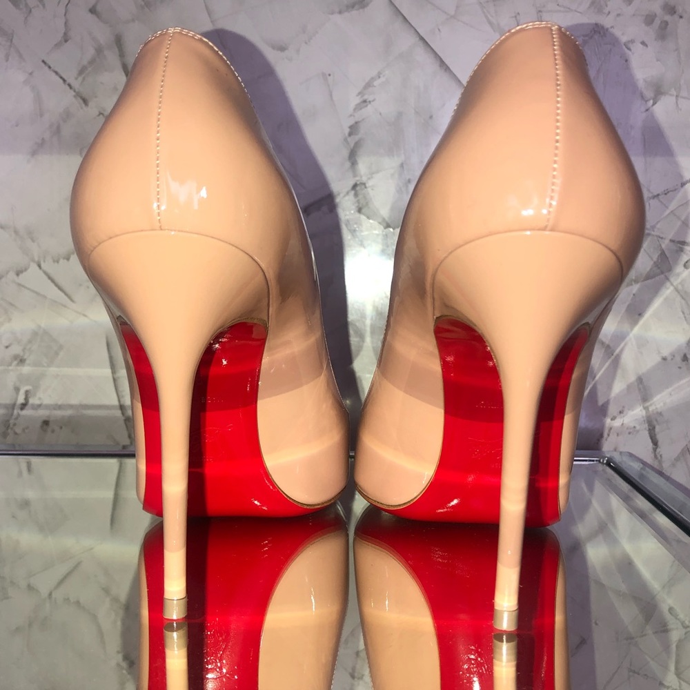 Christian Louboutin Pumps
